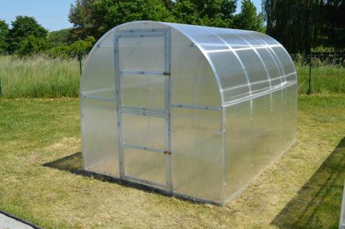 skleník LANITPLAST KYKLOP 2x4 m PC 6 mm