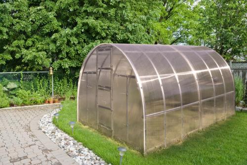 skleník ECONOM 3x6 m PC 4 mm