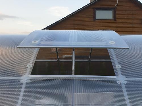 strešné okno pre oblúkový skleník LANITPLAST TIBERUS 4/6 mm