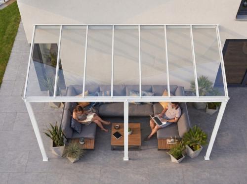 hliníková pergola LANITPLAST WALL 43 FSX bílá + čirý PC