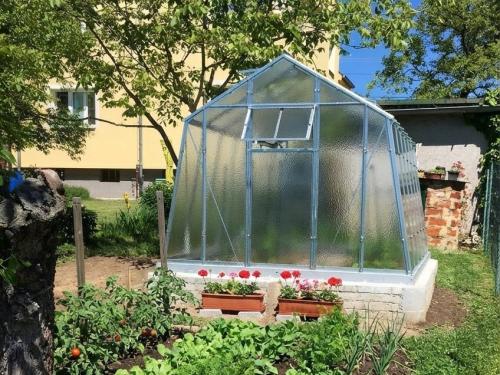 skleník LIMES Hobby H7/4,5 rozptylové kalené sklo 4 mm